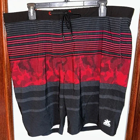 NWT ZeroXposur Men’s Swim Trunks - Picture 1 of 8